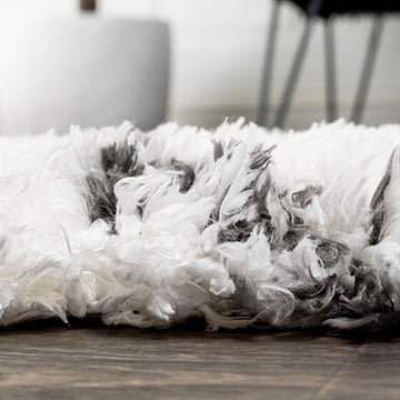 Beni Moroccan Style Diamond Shag Area Rug